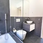 Lovelystay - Luxury Oasis In Bairro Alto Appartamento