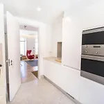 Lovelystay - Luxury Oasis In Bairro Alto Appartamento *