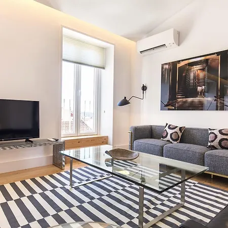 Lovelystay - Luxury Oasis In Bairro Alto Lisbon