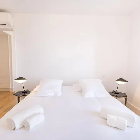 Lovelystay - Luxury Oasis In Bairro Alto Lisbon