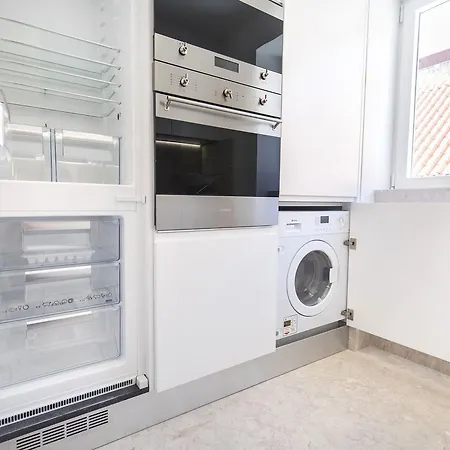 Lovelystay - Luxury Oasis In Bairro Alto Apartment