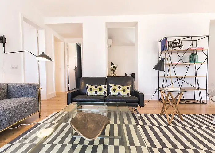 Lovelystay - Luxury Oasis In Bairro Alto 리스본