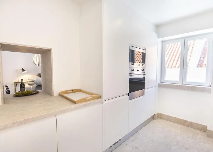 Lovelystay - Luxury Oasis In Bairro Alto 아파트 *