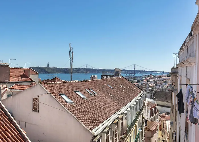 Lovelystay - Luxury Oasis In Bairro Alto 아파트 *