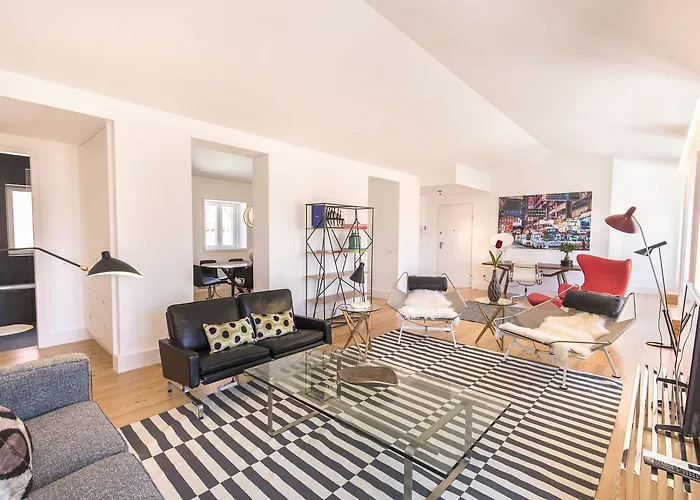 Lovelystay - Luxury Oasis In Bairro Alto 아파트 *