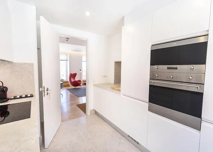 Lovelystay - Luxury Oasis In Bairro Alto 아파트 *