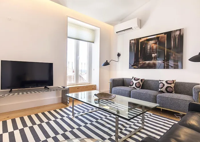 Lovelystay - Luxury Oasis In Bairro Alto 리스본