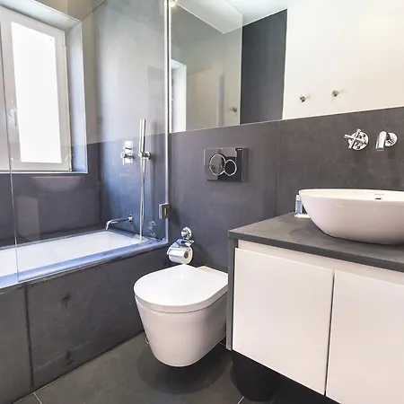 Lovelystay - Luxury Oasis In Bairro Alto * Лиссабон