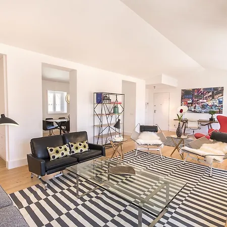 Lovelystay - Luxury Oasis In Bairro Alto Апартаменты *