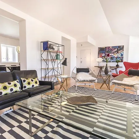 Lovelystay - Luxury Oasis In Bairro Alto Апартаменты *