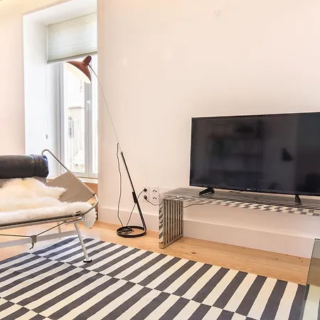 Lovelystay - Luxury Oasis In Bairro Alto * 리스본