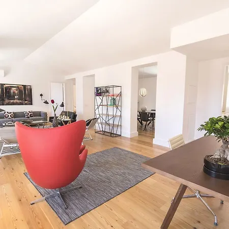 아파트 Lovelystay - Luxury Oasis In Bairro Alto 리스본